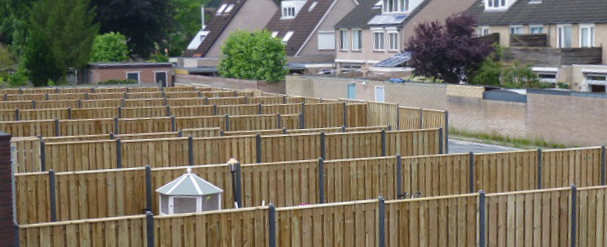 glans houten Legacy Hoe hoog mag een schutting zijn? - Woningadvocaat