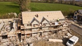 verzakte woning